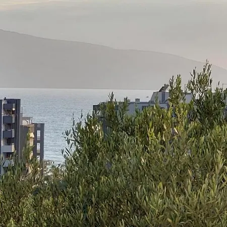 아파트 Dalila Studio Free Parking And 3 Minutes Far Away From Sea Vlorë