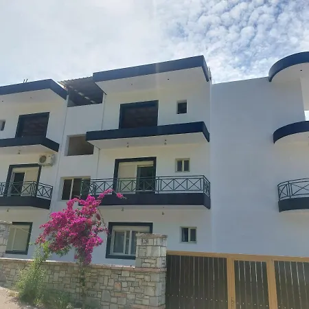 Dalila Studio Free Parking And 3 Minutes Far Away From Sea *