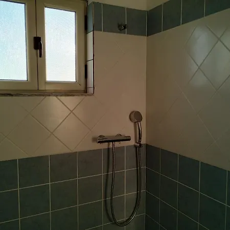 Dalila Studio Free Parking And 3 Minutes Far Away From Sea 아파트