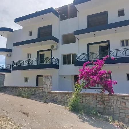 Dalila Studio Free Parking And 3 Minutes Far Away From Sea